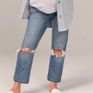 Maternity Ankle Straight Jean.
